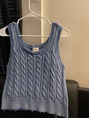 LeLis Light Women’s Denim Blue Cable-Knit Tank Fray Hem Size Small NWOT